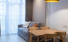 Dream Life Apartment